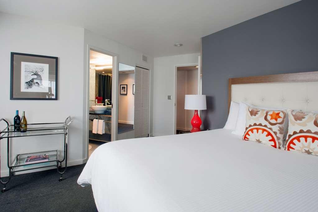 Hotel Murano Tacoma Ruang foto A guest room at the Hotel Commonwealth