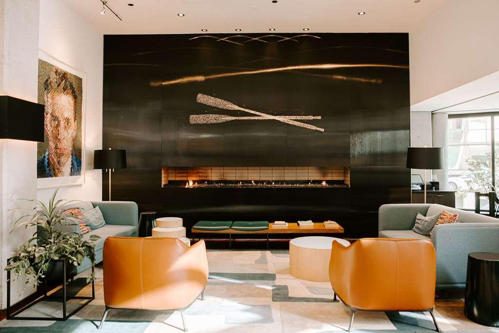 Hotel Murano Tacoma Interior foto The interior of the lobby at the Hotel 57