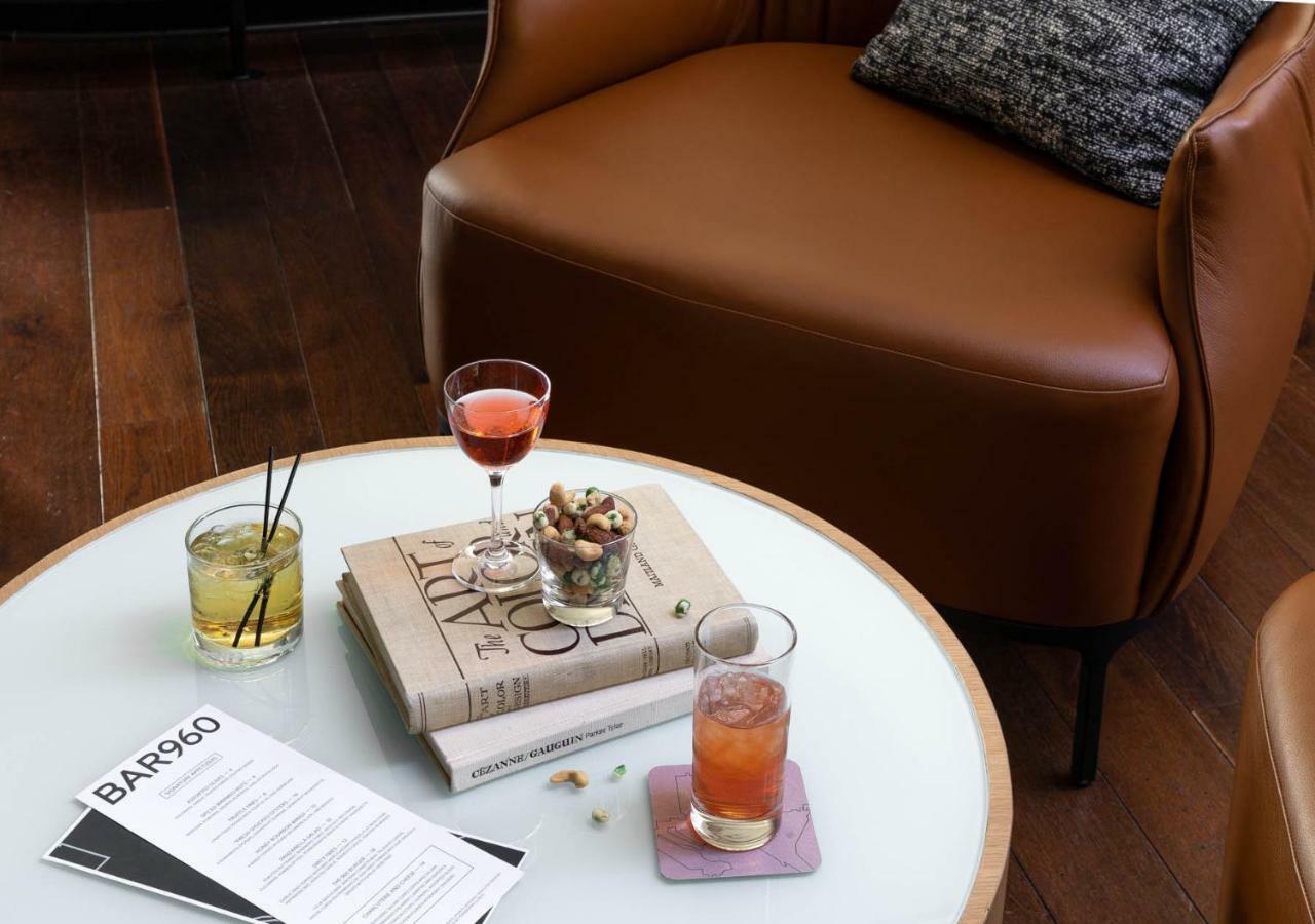 Hotel Murano Tacoma Bagian luar foto The Lounge at the Standard East Village